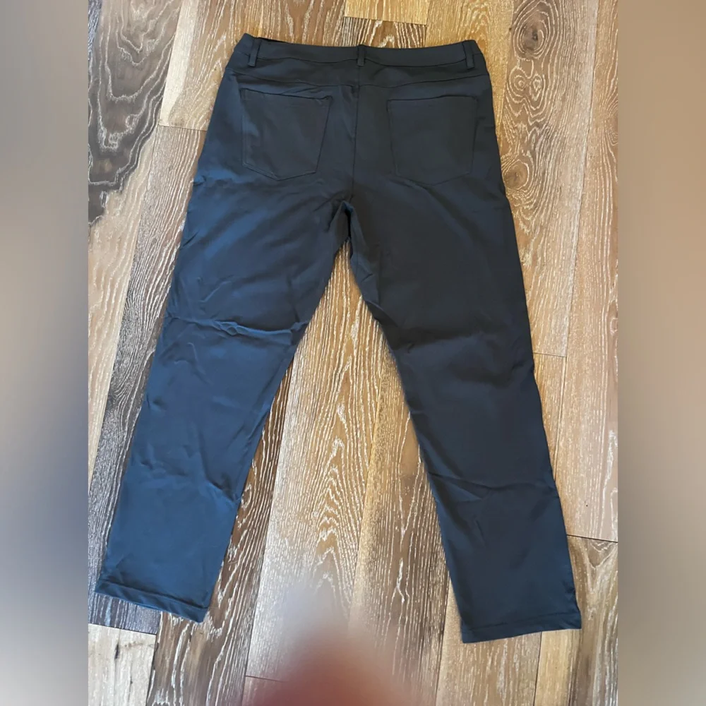 BYLT Basics Men's Charcoal Chinos NWT - Picture 10 of 14
